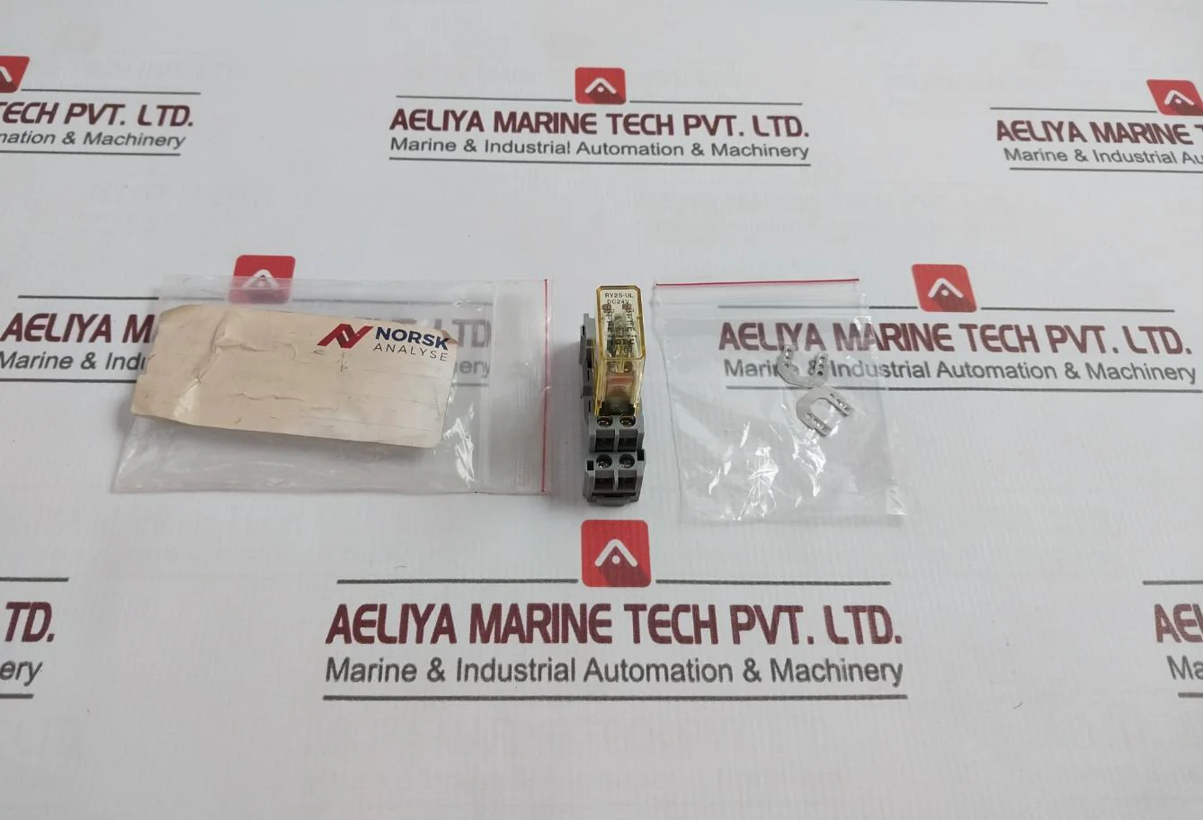 Idec Ry2S-ul Power Relay Sy2S-05C Dc 24V