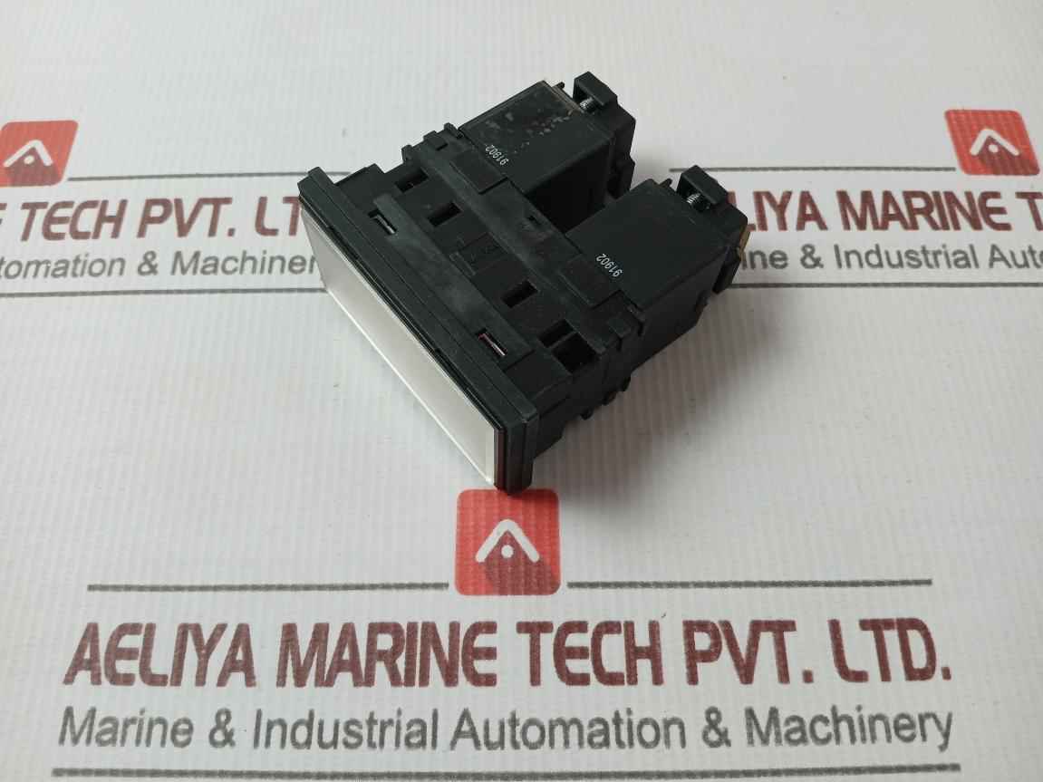 Idec Sld72N-2Th1Brg Square Light 50-60Hz 100/110V - Image 5