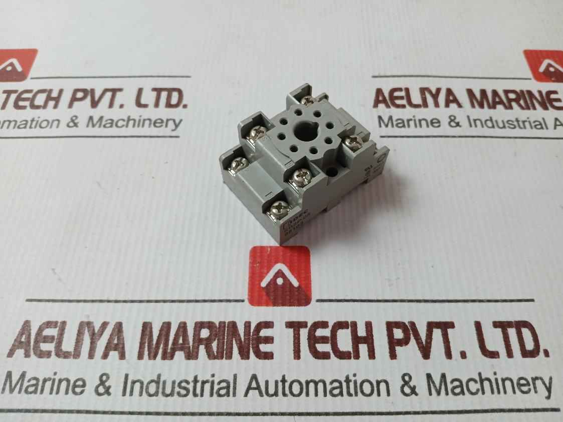Idec Sr2P-05 Relay Socket 10A 300V - Image 3
