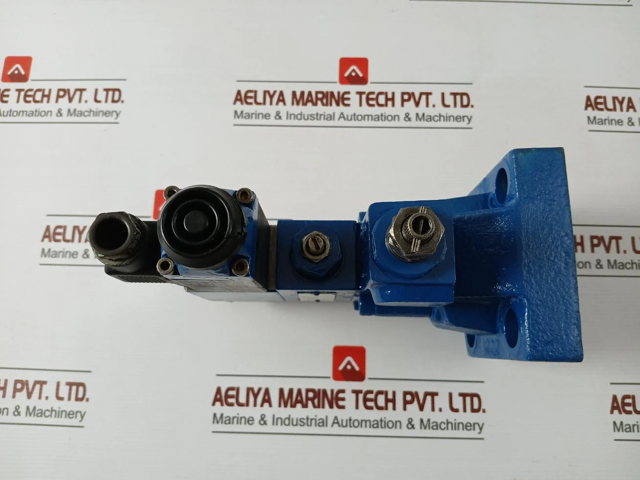 Kawasaki Zns5-1-10 Hydraulic Proportional Pressure Control Valve A481094 - Image 4
