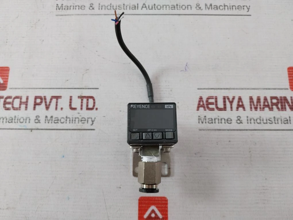 Keyence Ap-c30 Digital Pressure Sensor 12-24Vdc 8132610 - Image 6