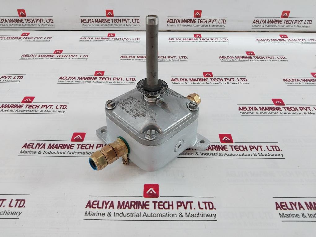 Killark 794A Explosion Proof Box Heat Detector 5A 125Vac 315-049485 Rev O - Image 4