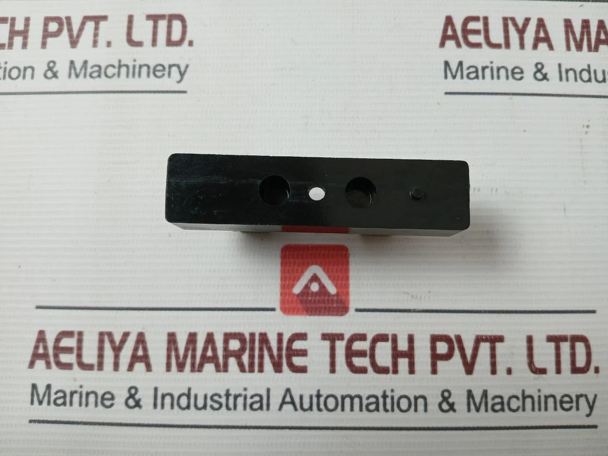 Kitazawa Bnc 1 Hrc Fuse Holder 500V 30A - Image 6