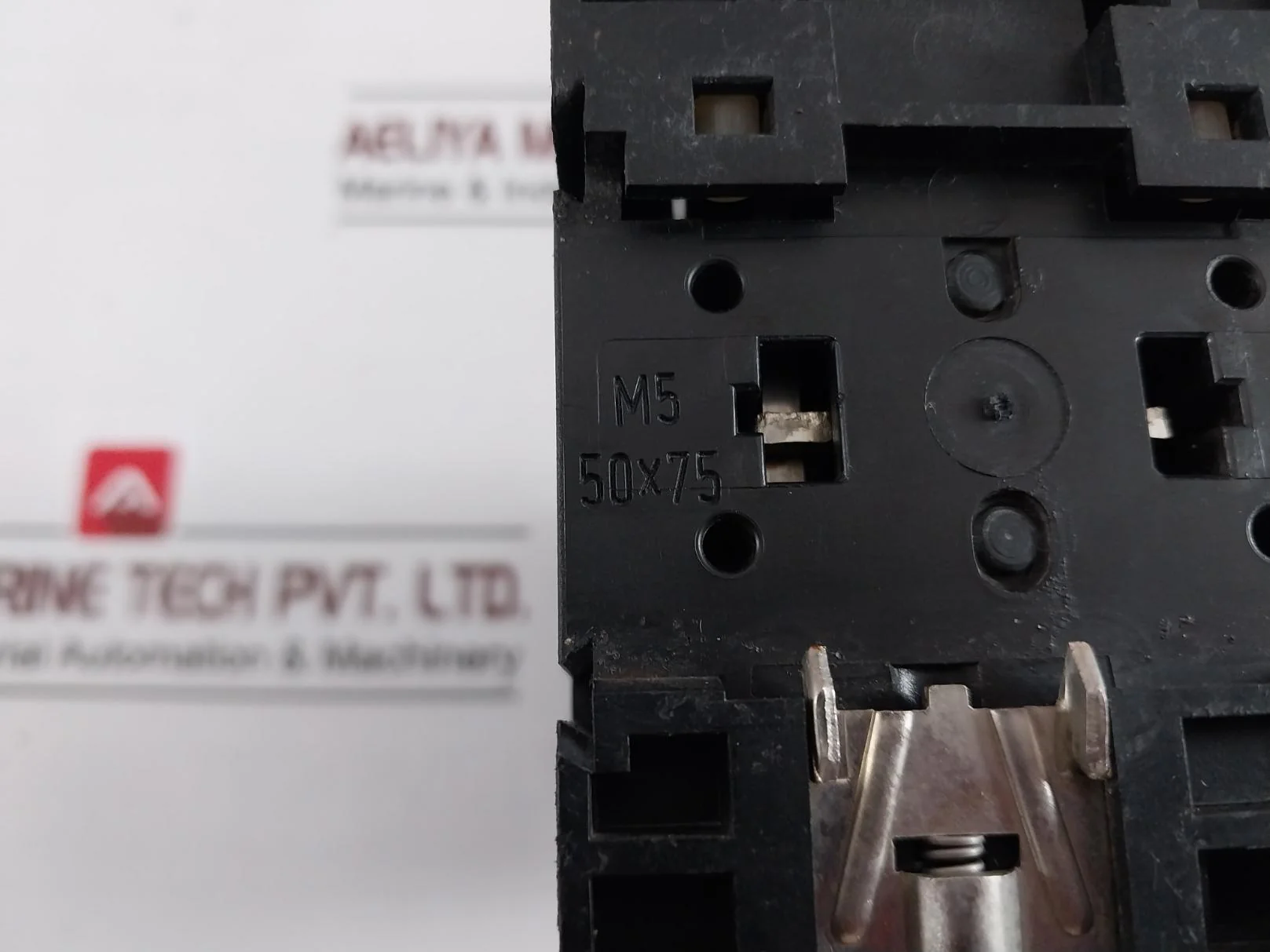 Klockner Moeller 22 Dil M Auxiliary Contact Block 500V 220V 50/60Hz - Image 7