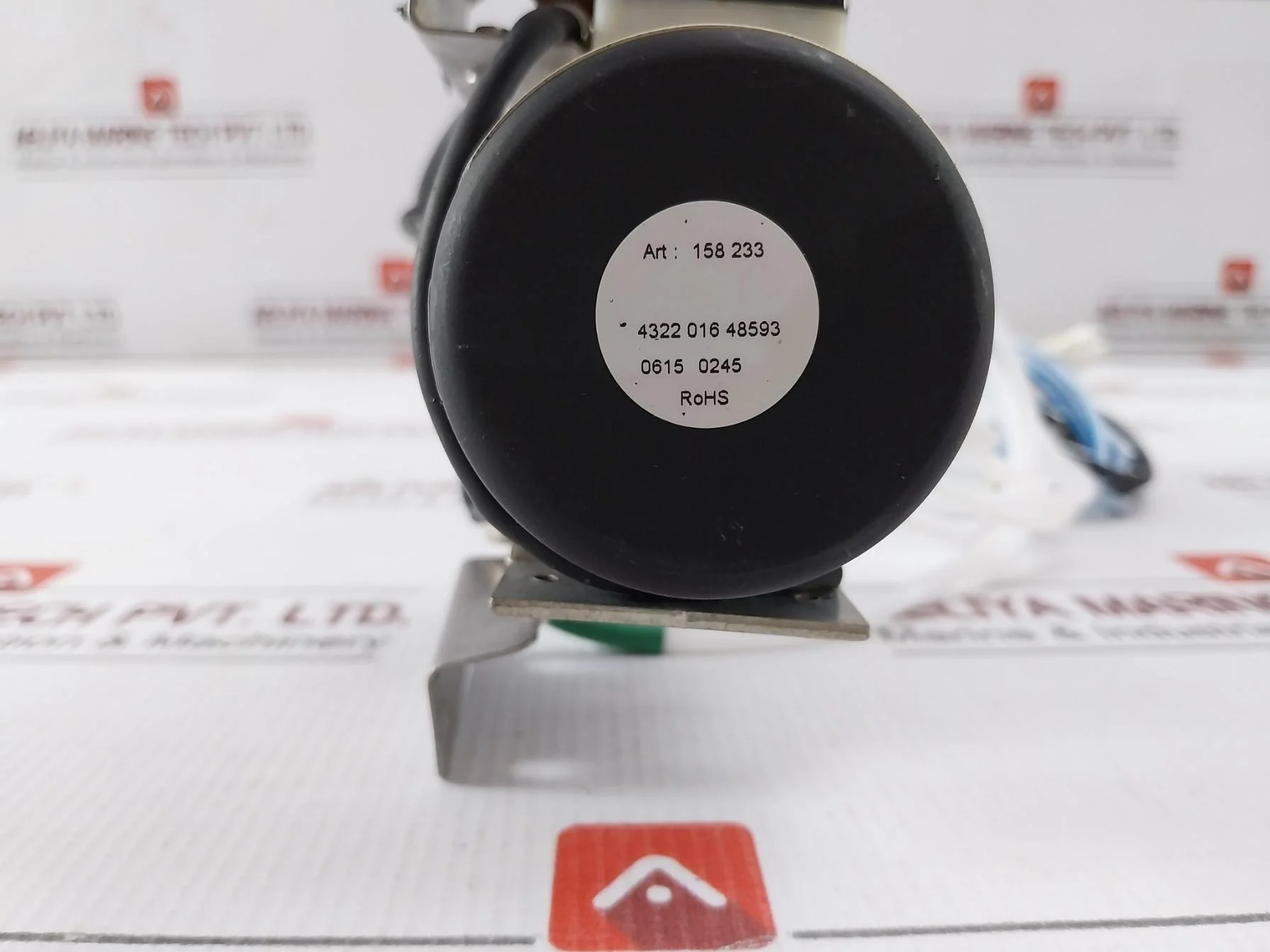 Knf Pl7482-nf 60 Diaphragm Pump Ip30 - Image 5