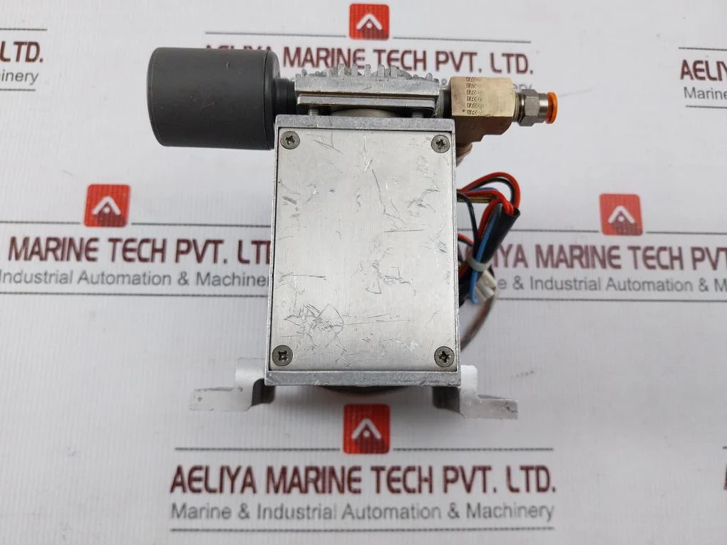Knf Pu3209-npk09 Vacuum Pump 24Vdc 3.0 A 125 Psi - Image 3