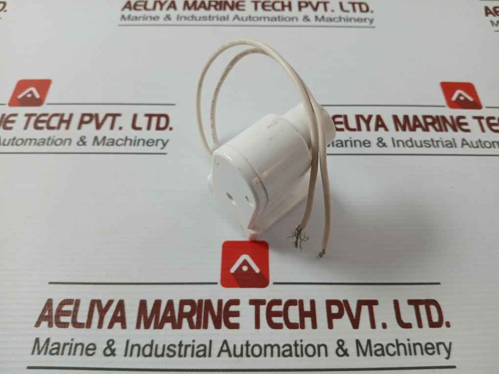 Kulka 1548 Lamp Holder 600V 660W - Image 3