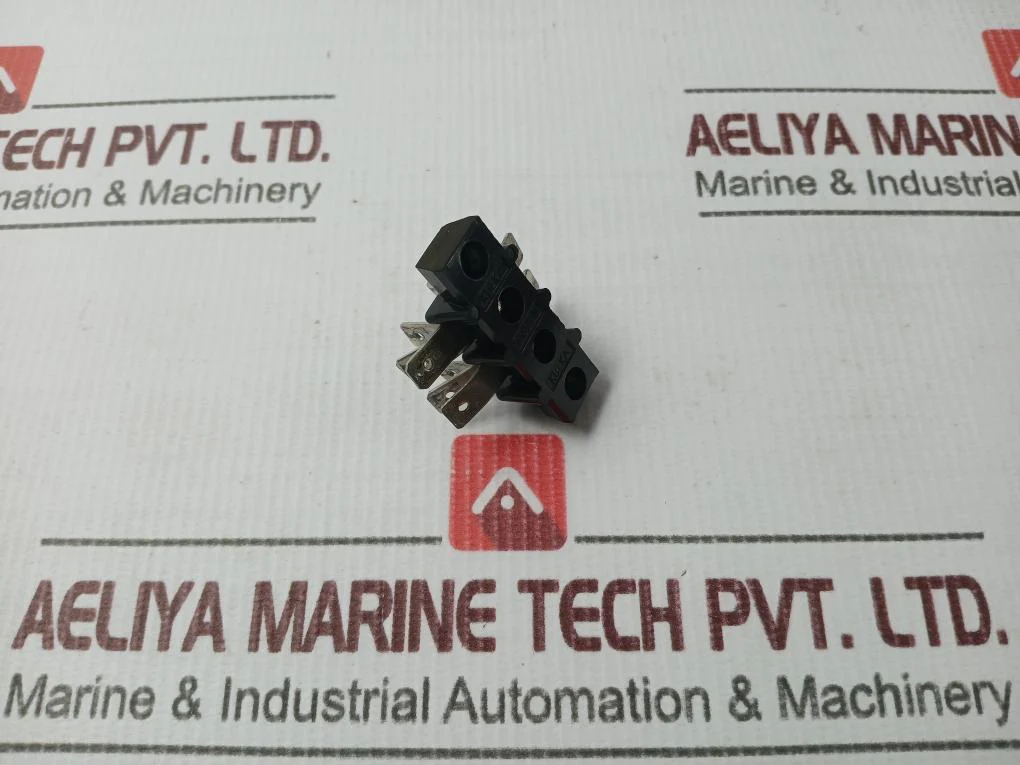 Kulka 699 Fuse Terminal Block - Image 3