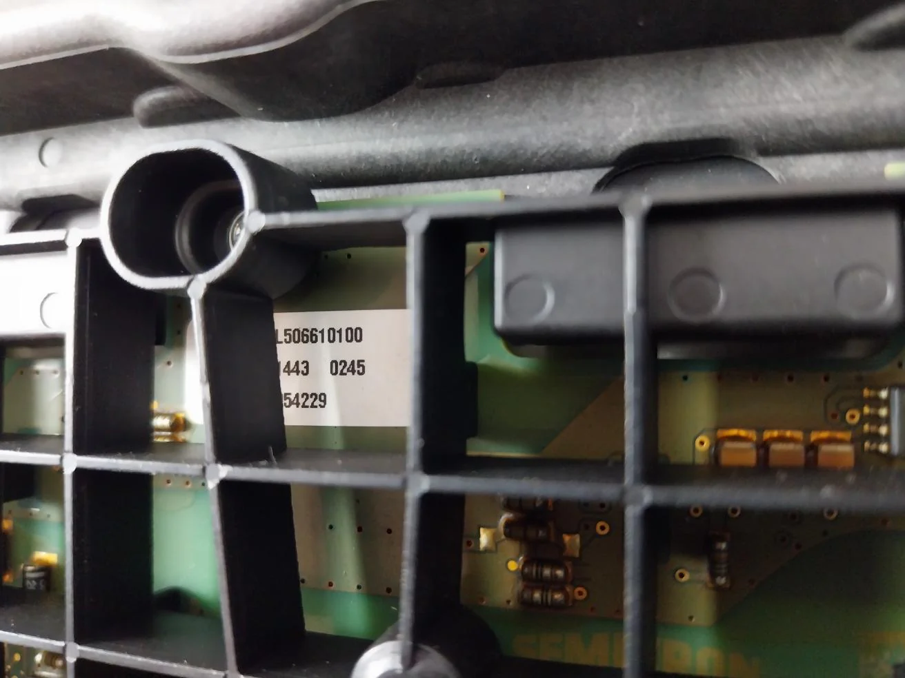 L506610100 054229 Daf Valve Cover Pcb Unit 14De04001327 - Image 11