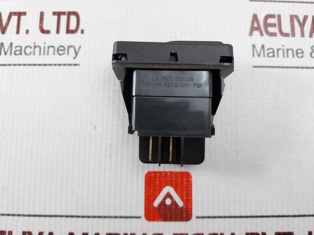 Lot Of 2x Carling Technologies Va1a 1344r Light On-off Switch Rocker 15a 125vac - Image 9