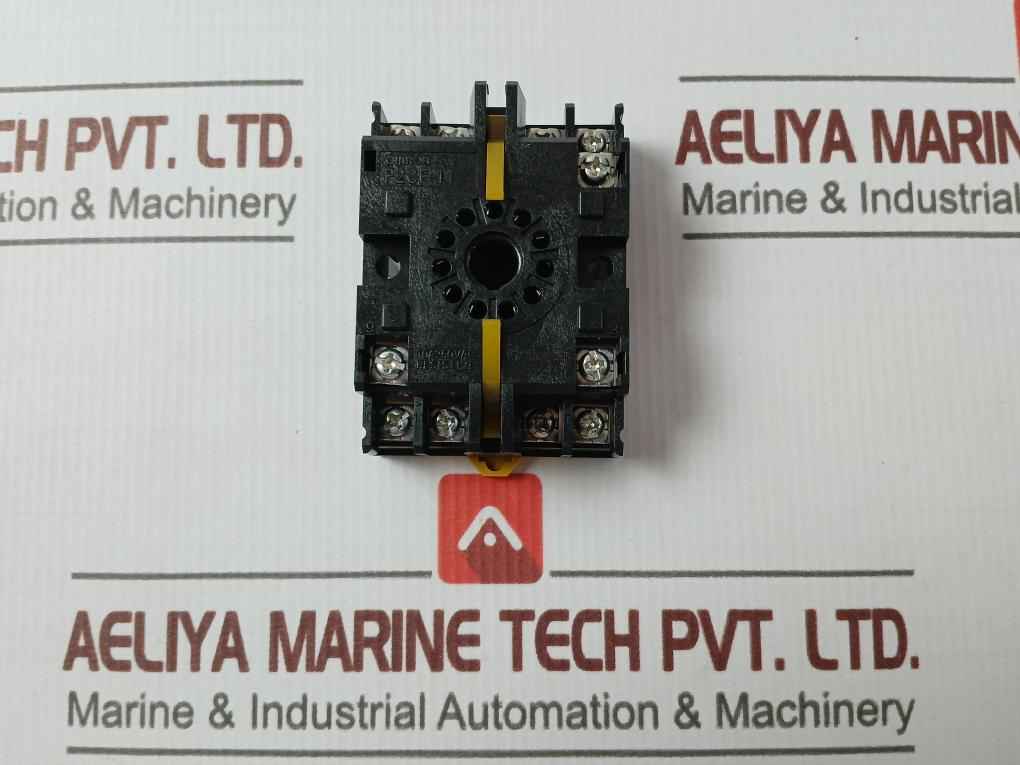 Lot Of 2X Omron P2Cf-11 Relay Socket 10A 250Vac 4536854821134 - Image 2