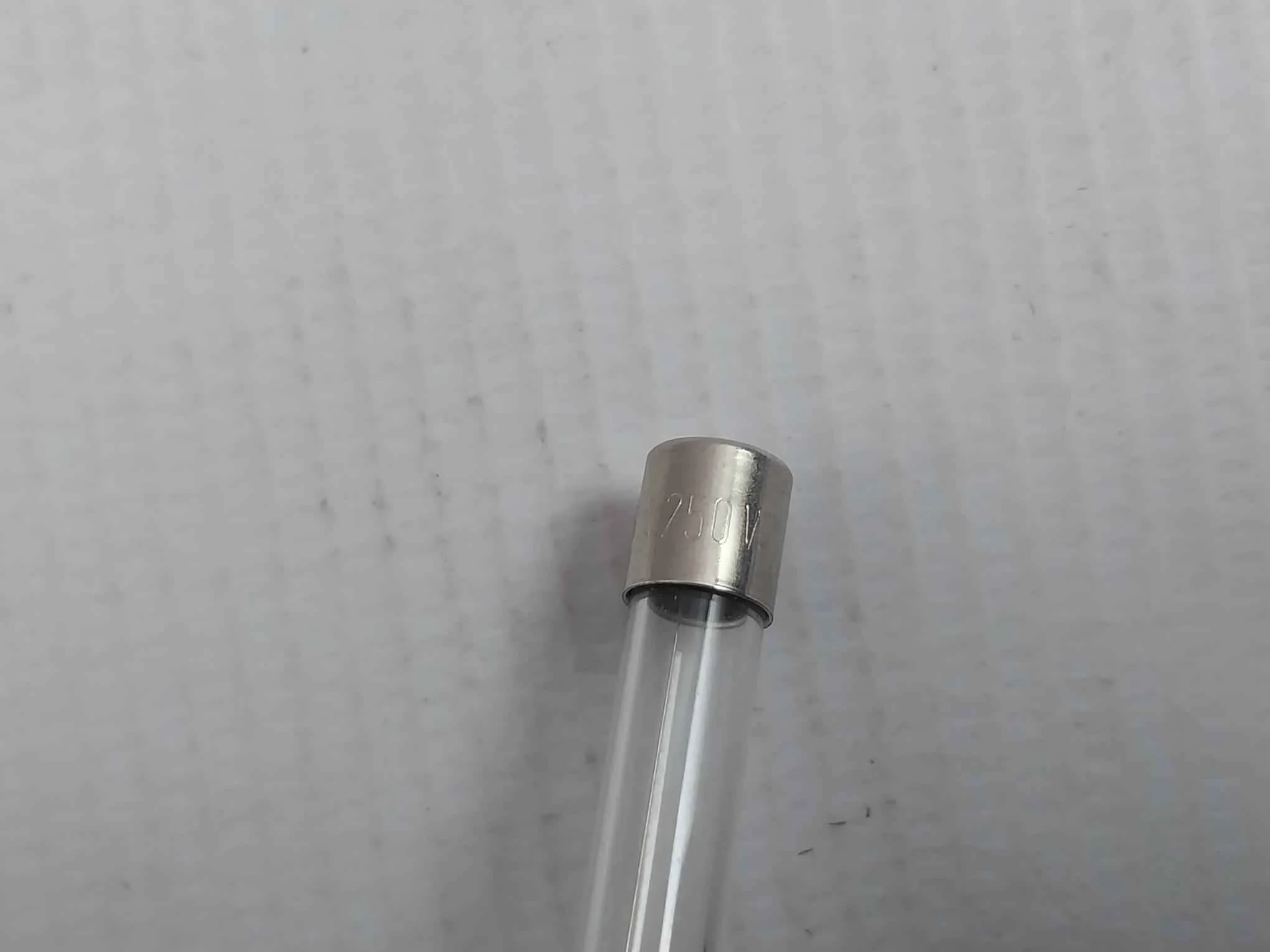 Lot Of 37x F3. 15a 250v Glass Tube Fuse - Image 8