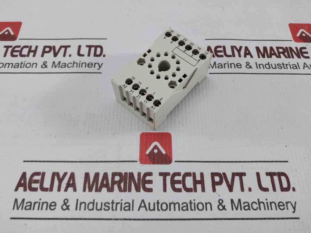 Lot Of 3X Relequick Smb30D11T Standard Base Short Terminals Relay 10A/300V - Image 2