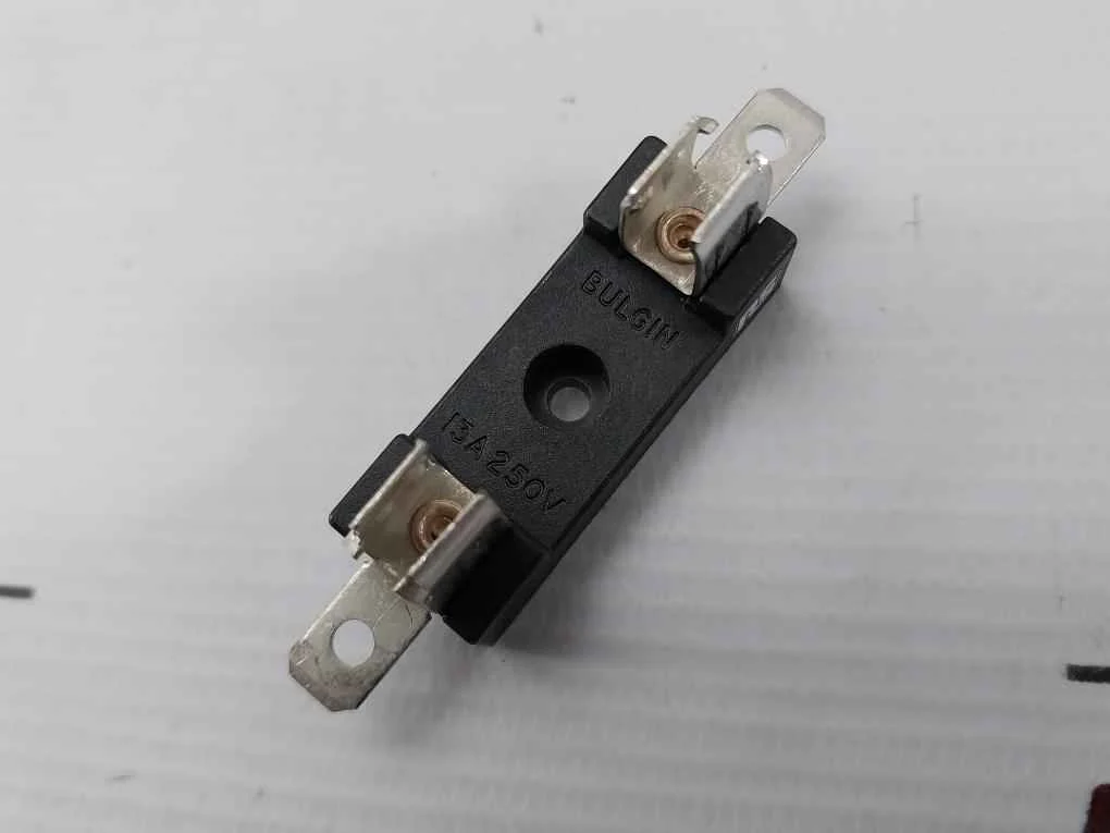 Lot Of 3X Rs 213-7564 Bulgin Fuse Holder 13A 250V Open Base 1.25” - Image 10
