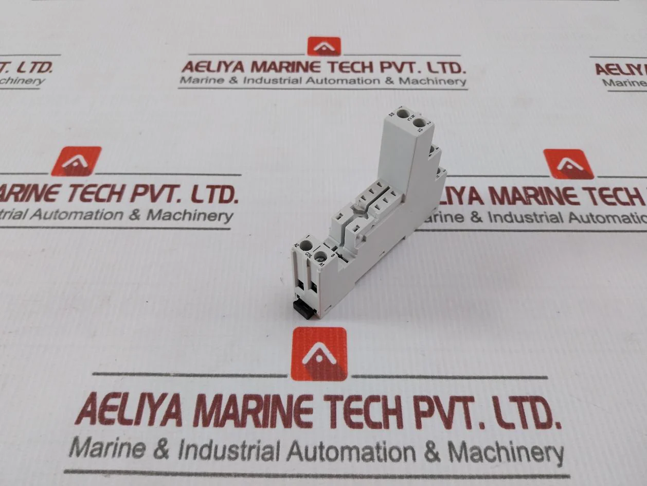 Lot Of 6X Allen-bradley 700-hn222 Screw Terminal Relay Socket 8A 300V - Image 3