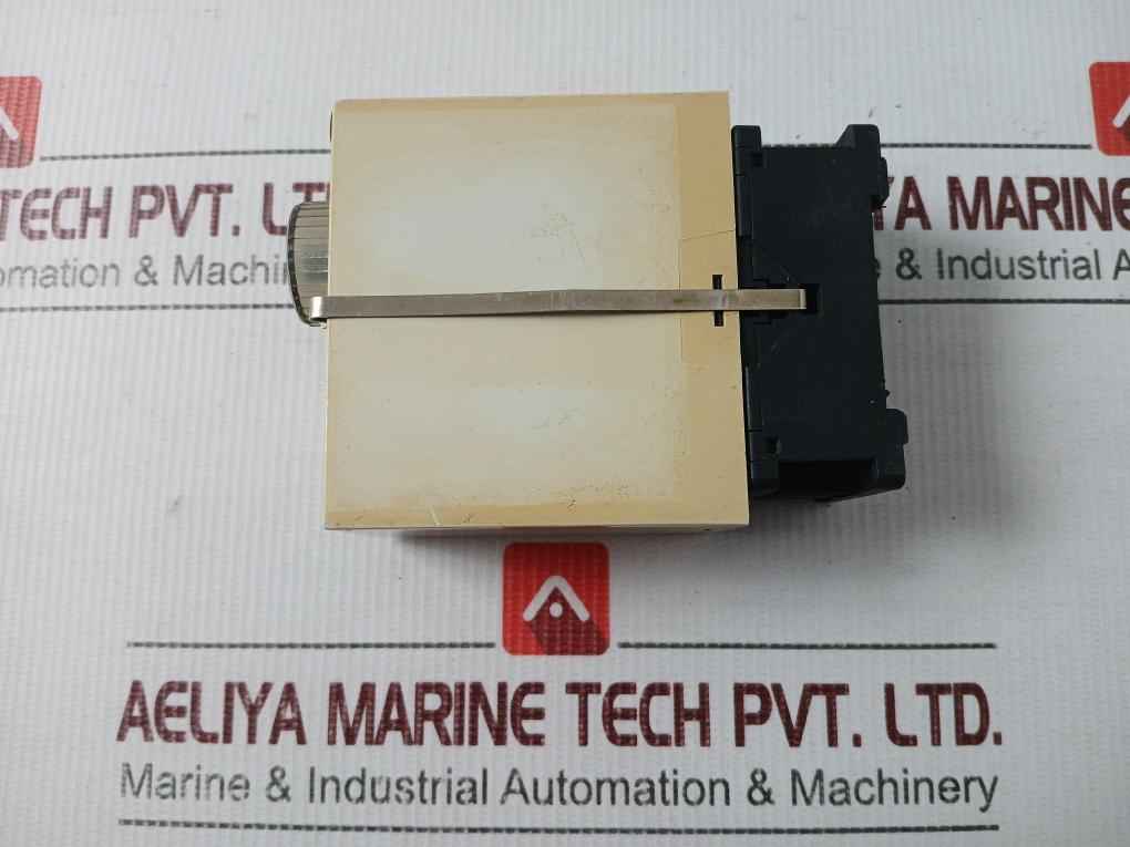 Lovato Time Relay-delay On Operate 0.12 To 12 Sec - Image 4