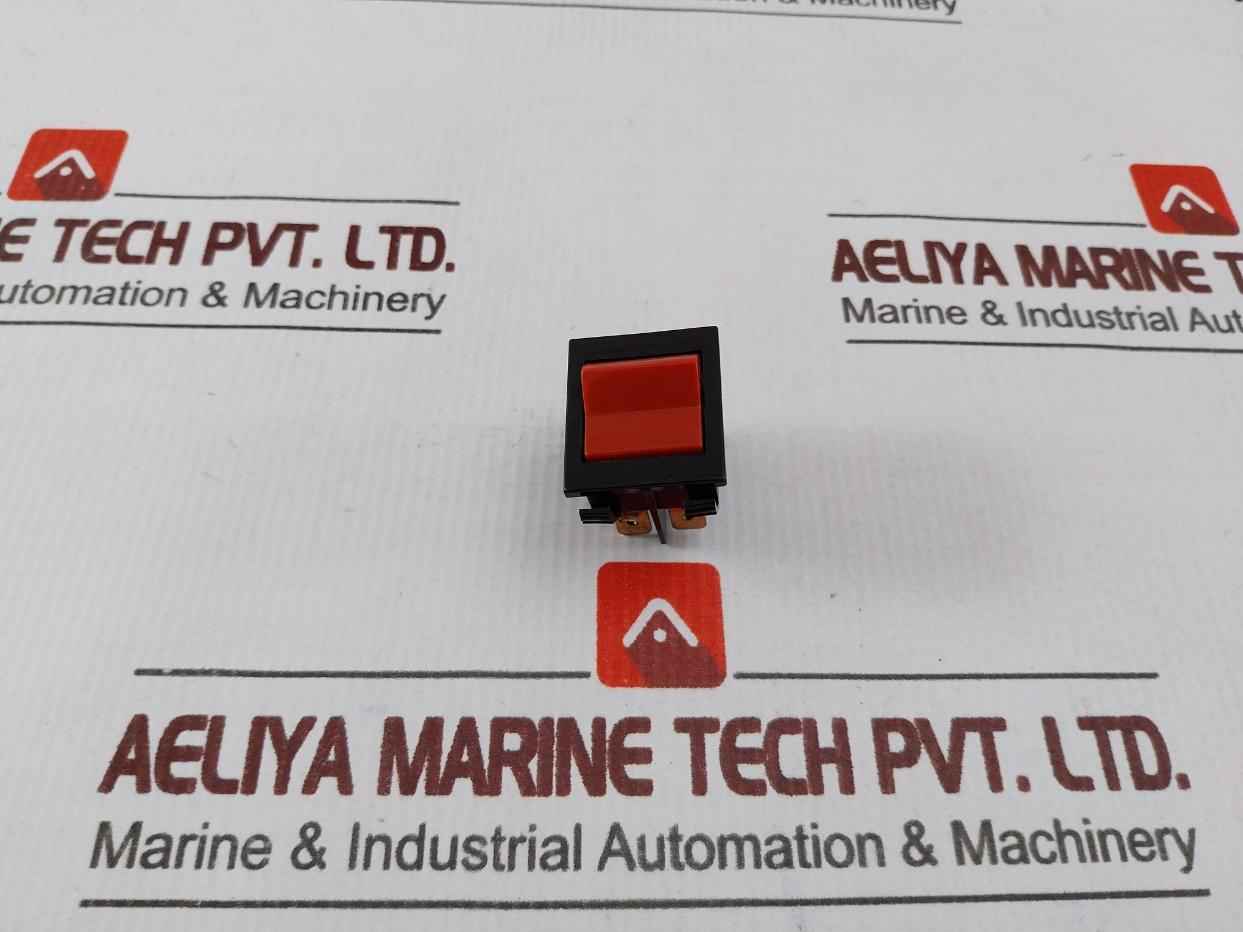 Manitowoc 23-0134-3 Toggle Switch 16A 250V Ac / 10A 28V Dc - Image 2