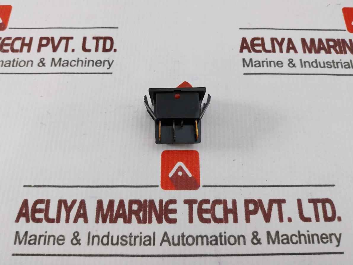 Manitowoc 23-0134-3 Toggle Switch 16A 250V Ac / 10A 28V Dc - Image 3