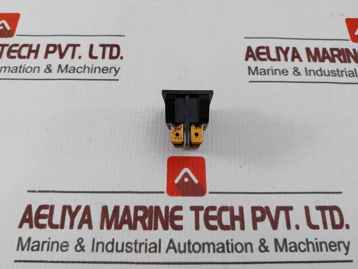 Manitowoc 23-0134-3 Toggle Switch 16A 250V Ac / 10A 28V Dc - Image 6