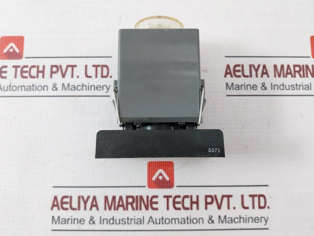Matsushita Electric At4312 Pmh Timer Module With Base 200-240Vac 50/60Hz - Image 7