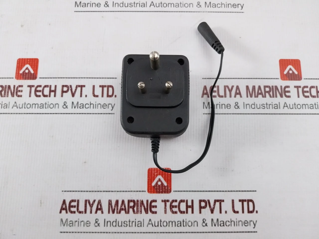 Maxcon Ac/Dc Adaptor Input-230V-50 Hz/Output-1000 Ma - Image 2