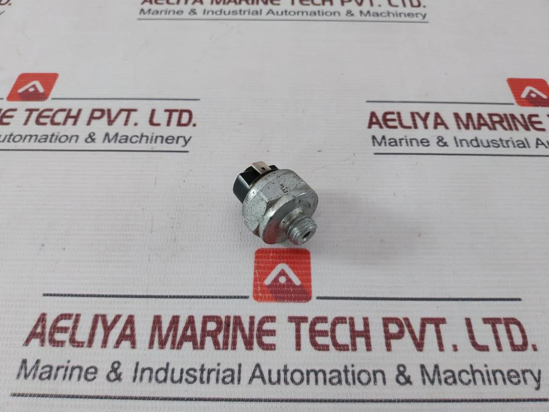 Mera M12X1,5 Pressure Switch E 11 83 - Image 6