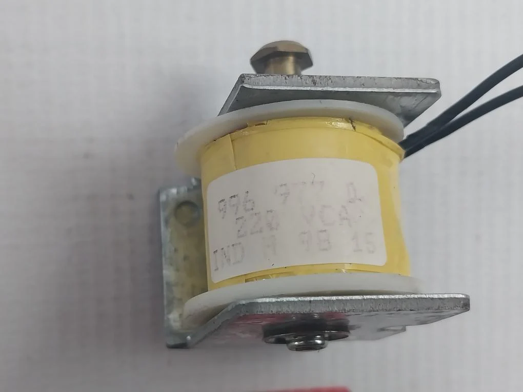 Merlin Gerin 996977-d Coil For Circuit Breaker 220Vac. - Image 4