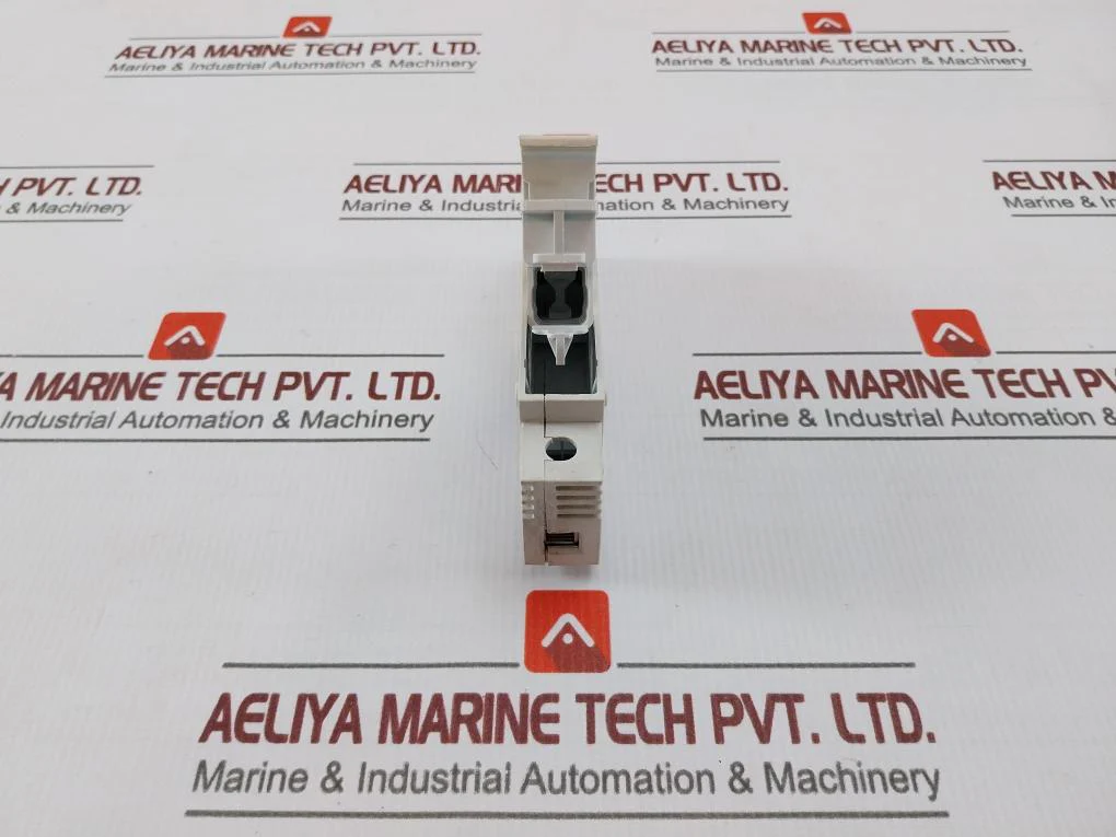 Mersen Hp15Fhm32A Helioprotection Fuse Holder 1500 Vdc 32Adc-6W Max - Image 2