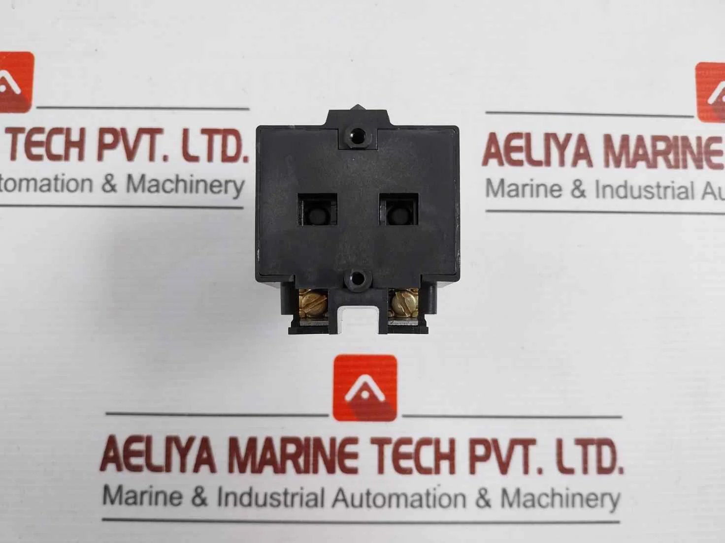 Micro Switch Pth3151 Green Pushbutton 24V - Image 9