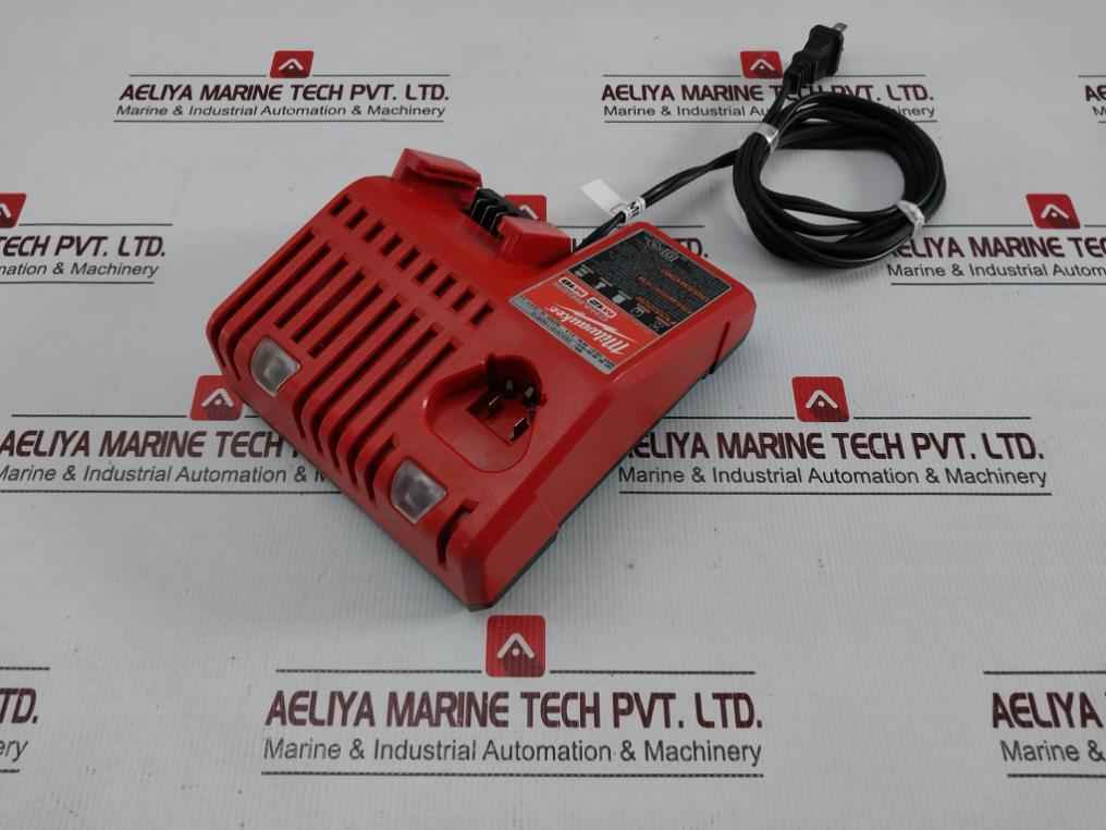 Milwaukee 48-59-1812 Battery Charger 120v 60hz 2,1a M12 M18 - Image 3