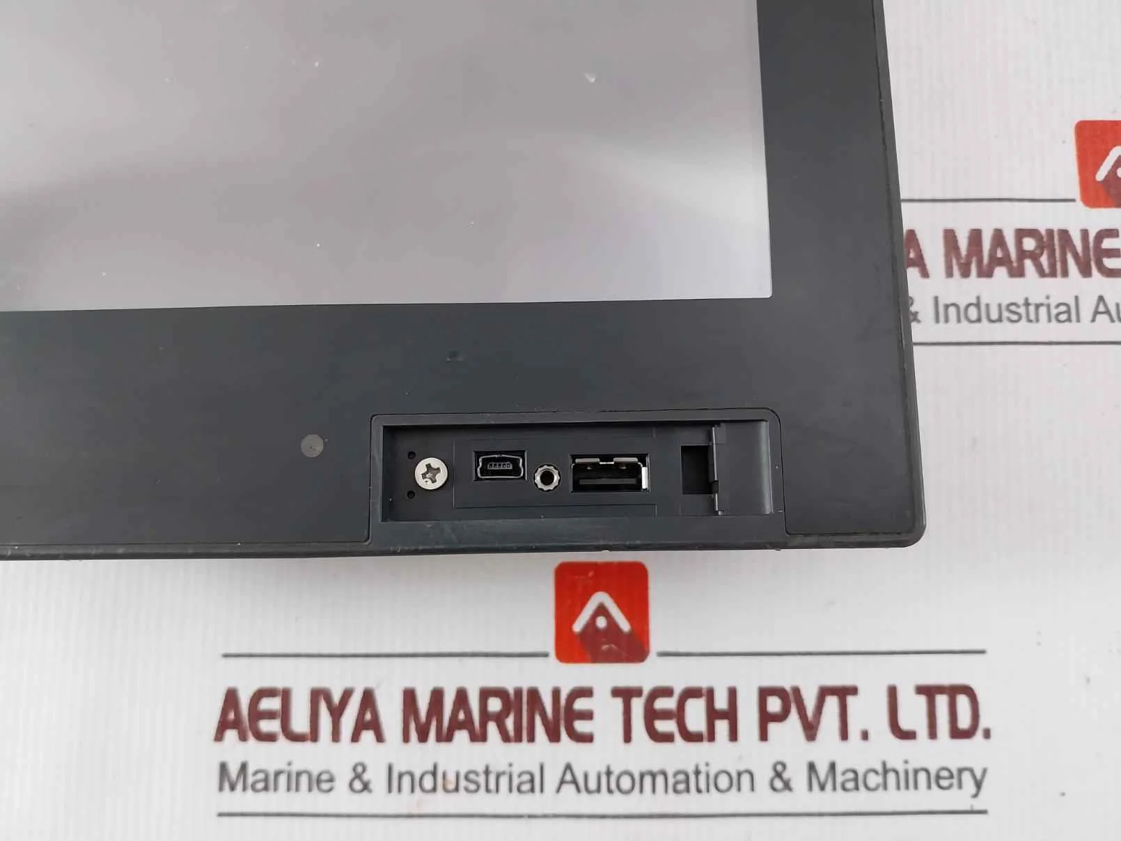 Mitsubishi Gt1672-vnba Operator Interface Touchscreen 240Vac 60Hz (Not Working) - Image 8