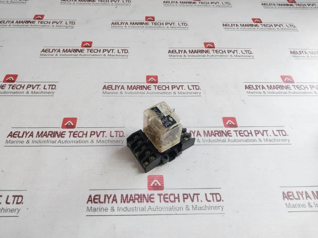 Mti Ep 571 Instantaneous Relay With Socket Ic1 24V - Image 2
