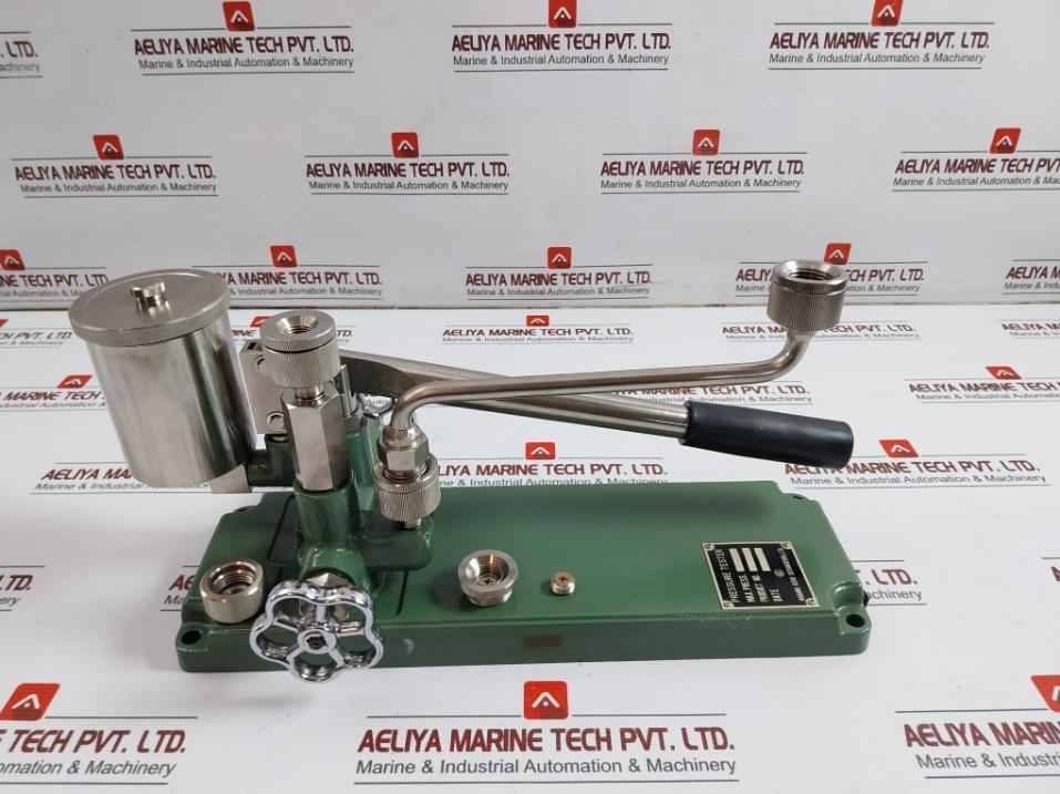 Nagano Keiki Seisakusho 7059 Pressure Gauge Tester - Image 8