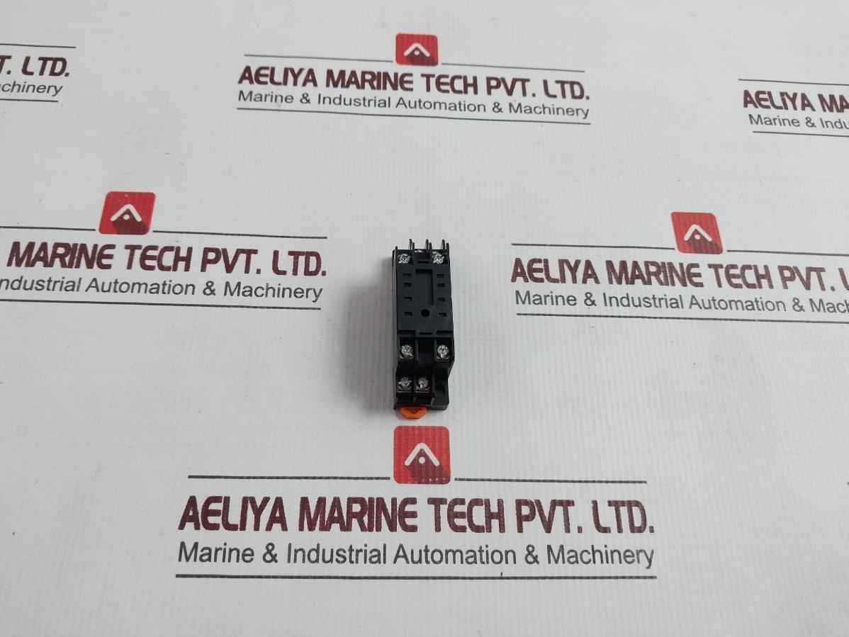 O/E/N 37-9900-200 Relay Socket - Image 3