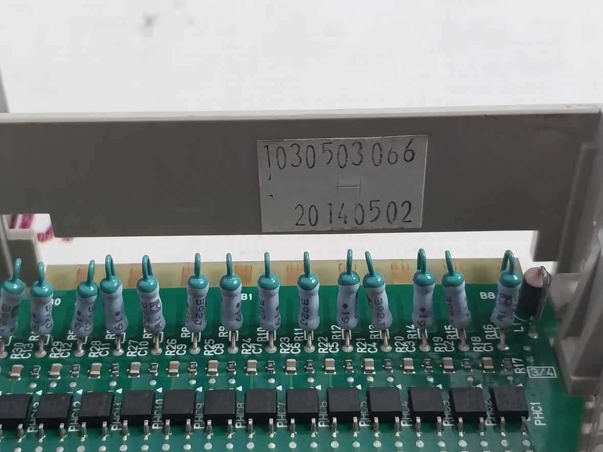 Omron Cqm1-id212 Input Module 24V Dc 6Ma 16Pts 8.00Mhz - Image 6
