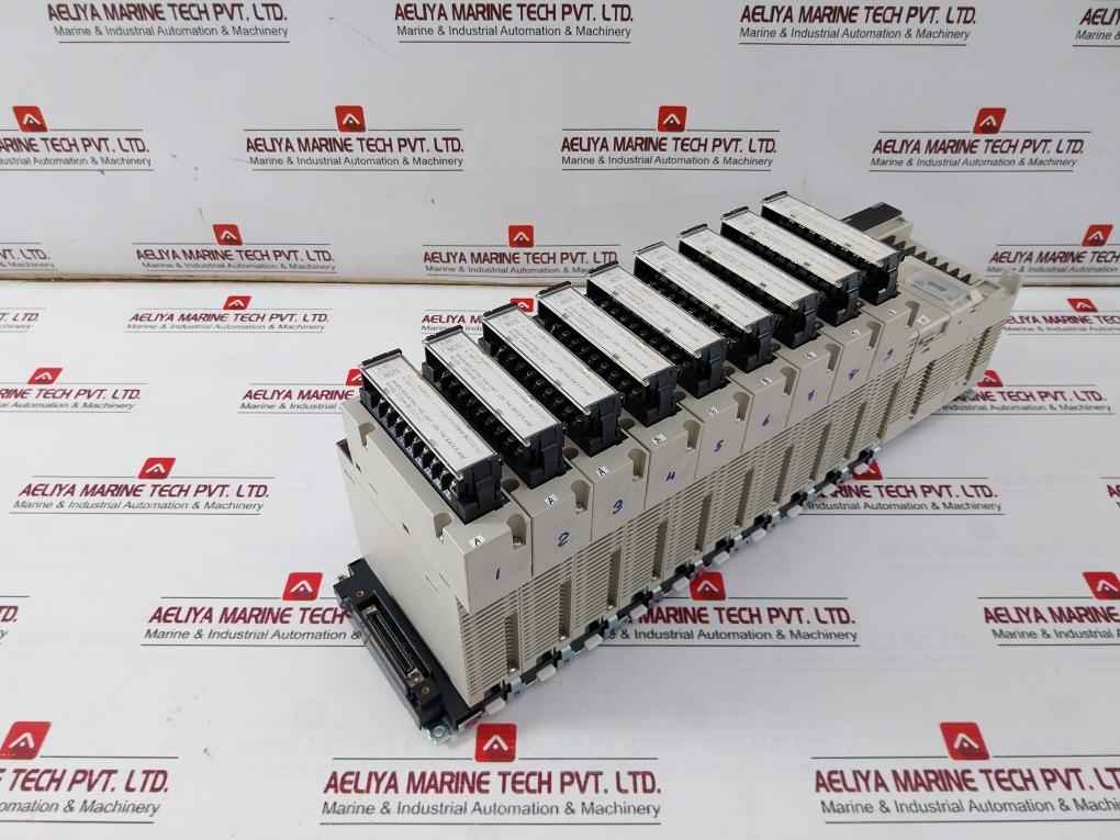 Omron Cs1W-at211 Plc I/O Module C200H-bc-v 24V Dc 7Ma 50W Cs1G-cpu45H Ver. 4.1 - Image 2