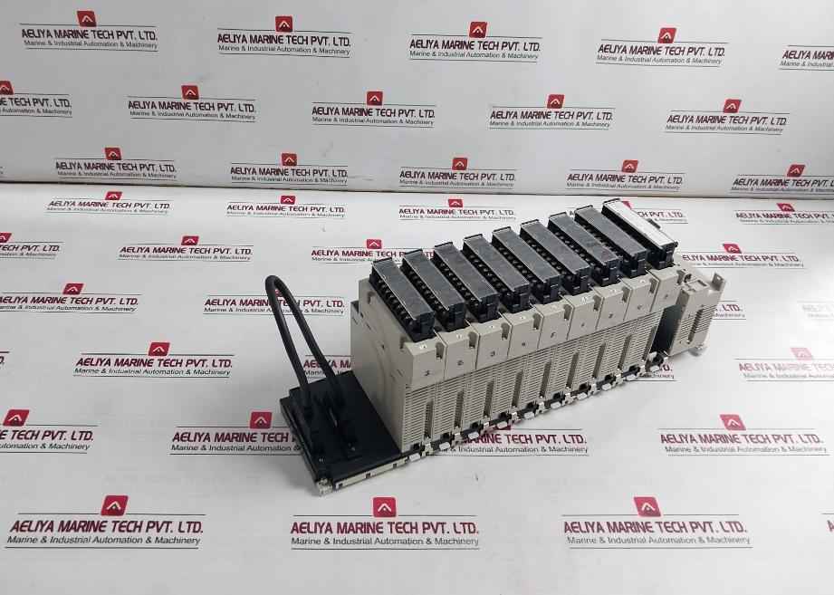 Omron Cs1W-oc211 Plc I/O Module C200H-bc -v 24Vdc 50W 250V Ac Id211 C200Hw-pd024 - Image 3