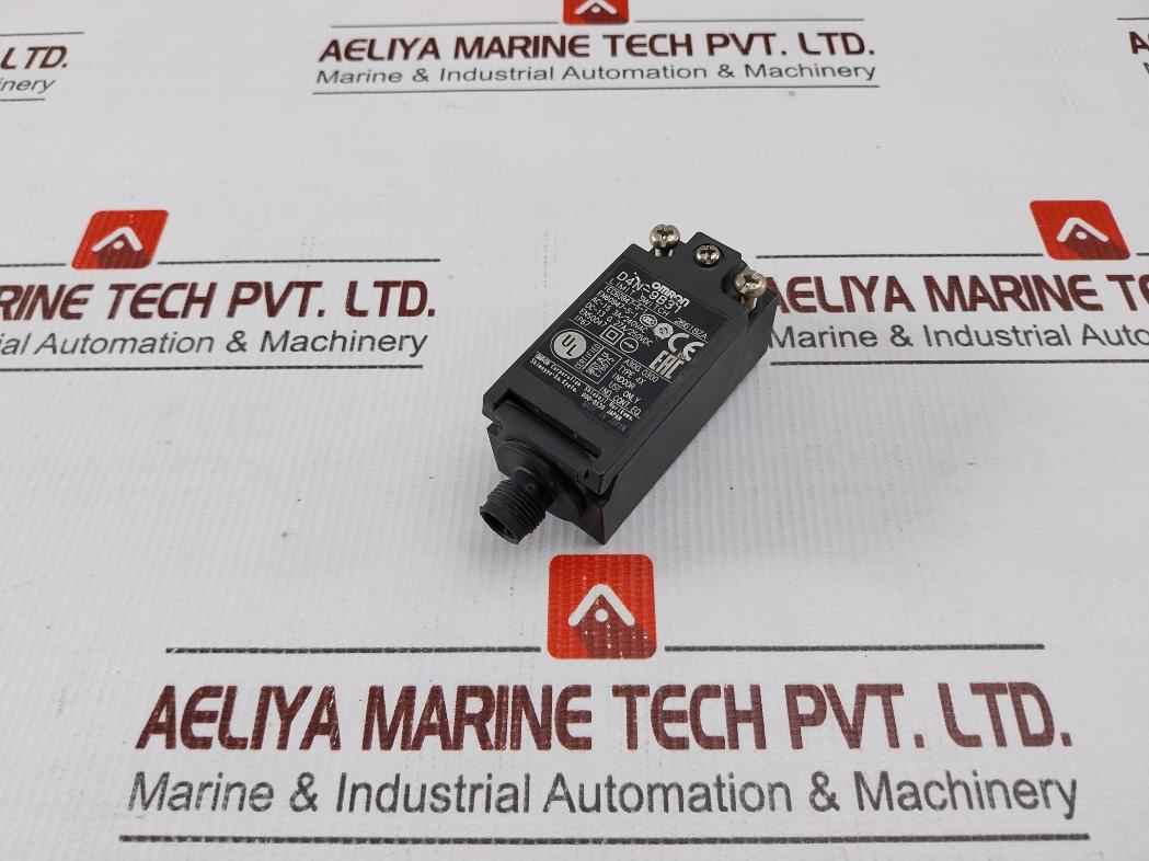 Omron D4N-9B31 Limit Switch Ip67 240Vac 3A 26618Za - Image 3