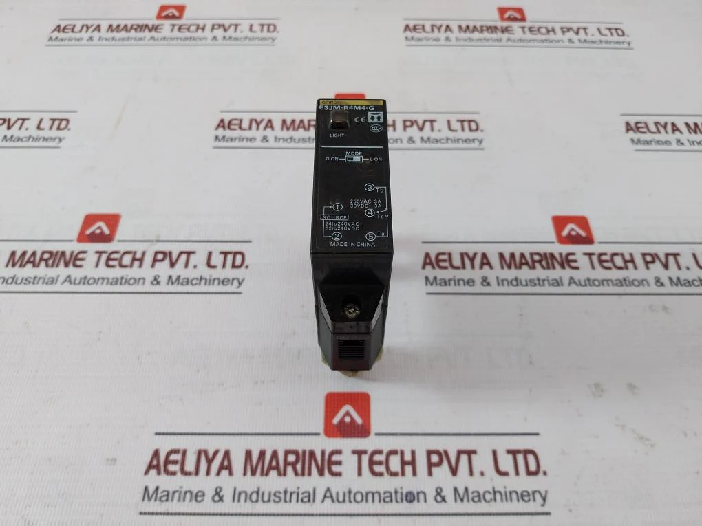 Omron E3Jm-r4M4-g Photoelectric Sensor 24-240Vac 12 To 240Vdc 250Vac 3A 30Vdc