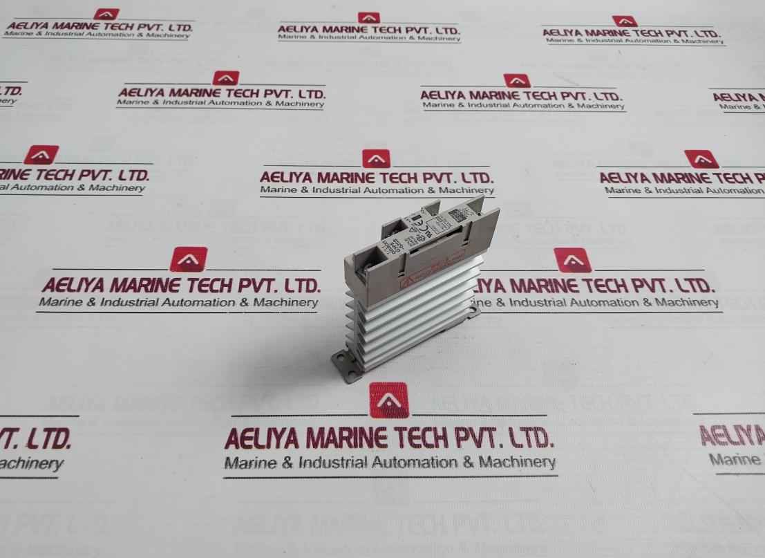 Omron G3Pe-525B Solid State Relay Load:Ac200-480V - Image 4