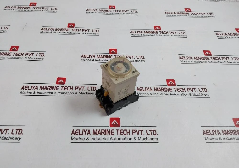 Omron H3Cr-a Timer Module 100 To 240Vac 5A 250Vac 50/60Hz - Image 2