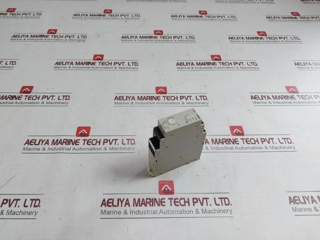 Omron H3Dk-m2 Multifunction Timer Relay 24-240V Ac/Dc 50/60Hz Iec60664-1 4Kv/2 - Image 4