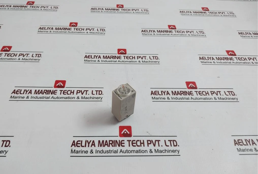 Omron H3yn-2 Time Delay Relay Iec60664-1 Ac250v Dc30v 50/60hz - Image 4