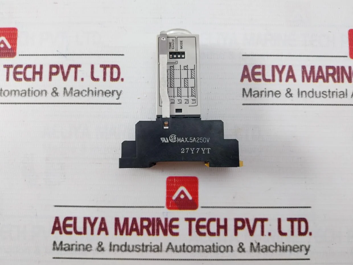 Omron H3Yn-4 Solid State Timer Relay With Socket Y92H-3 Pyf 14A Dc24V--- 3A 0-1.0 - Image 5