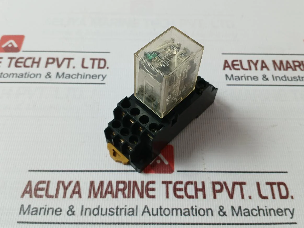Omron My4I4N Power Relay W/ Socket Pyf14A-e 5A 240Vac 24V Dc - Image 2
