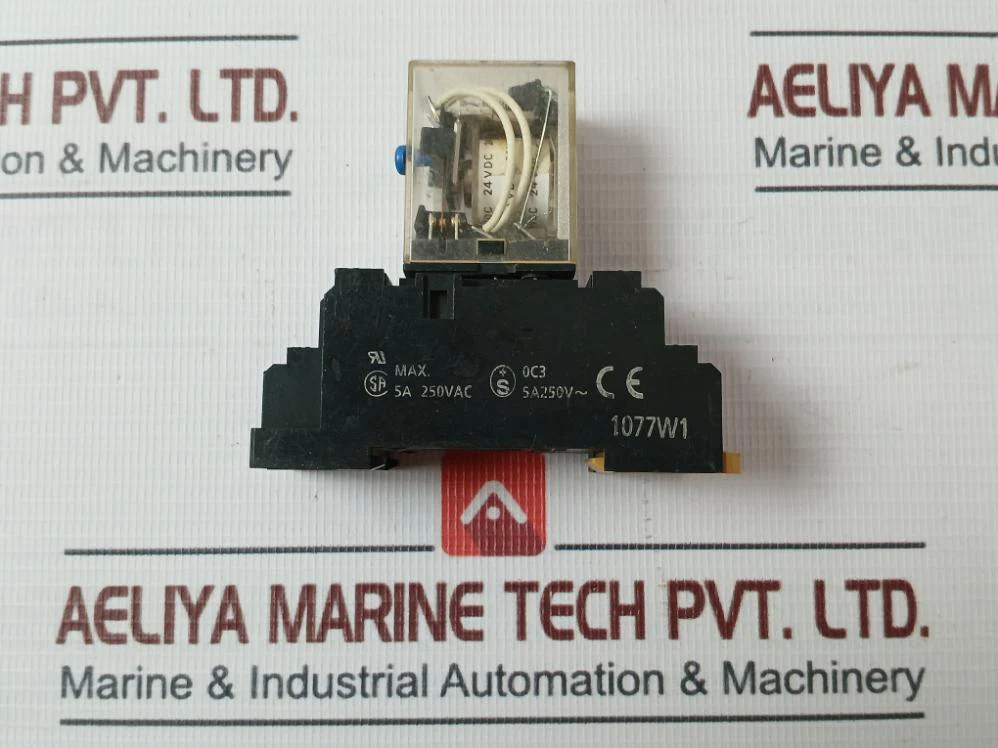 Omron My4I4N Power Relay W/ Socket Pyf14A-e 5A 240Vac 24V Dc - Image 5