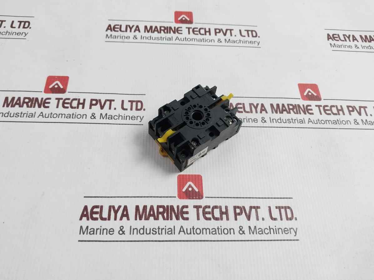 Lot Of 3X Omron P2Cf-11-E Relay Socket 10A 250Vac - Image 3