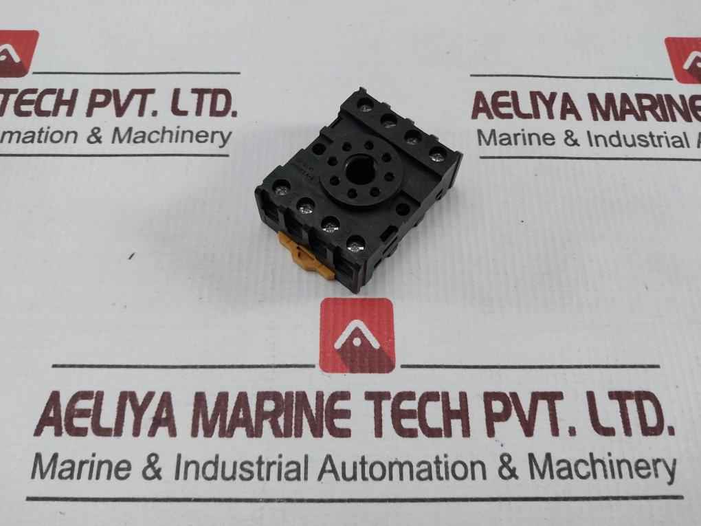 Omron Pf083A-e Relay Socket 10A 250V~ - Image 3