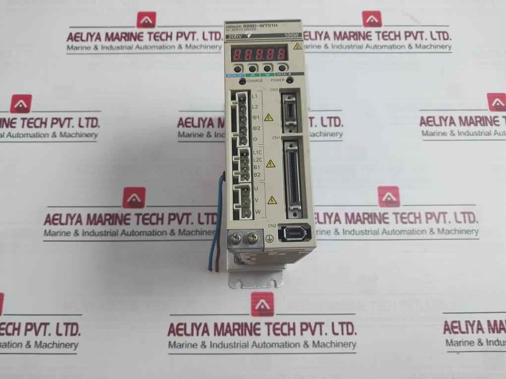 Omron R88D-wt01H Ac Servo Driver 200V-230V Ac 50/60Hz - Image 2