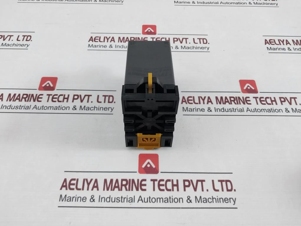 Omron Stp-nm Subminy Time Delay Relay With Base 250V 7.5A - Image 4